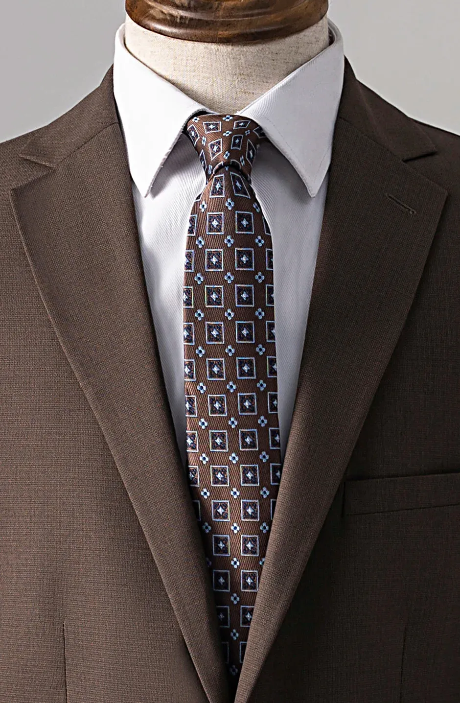 2 PIECE SUIT LIGHT BROWN