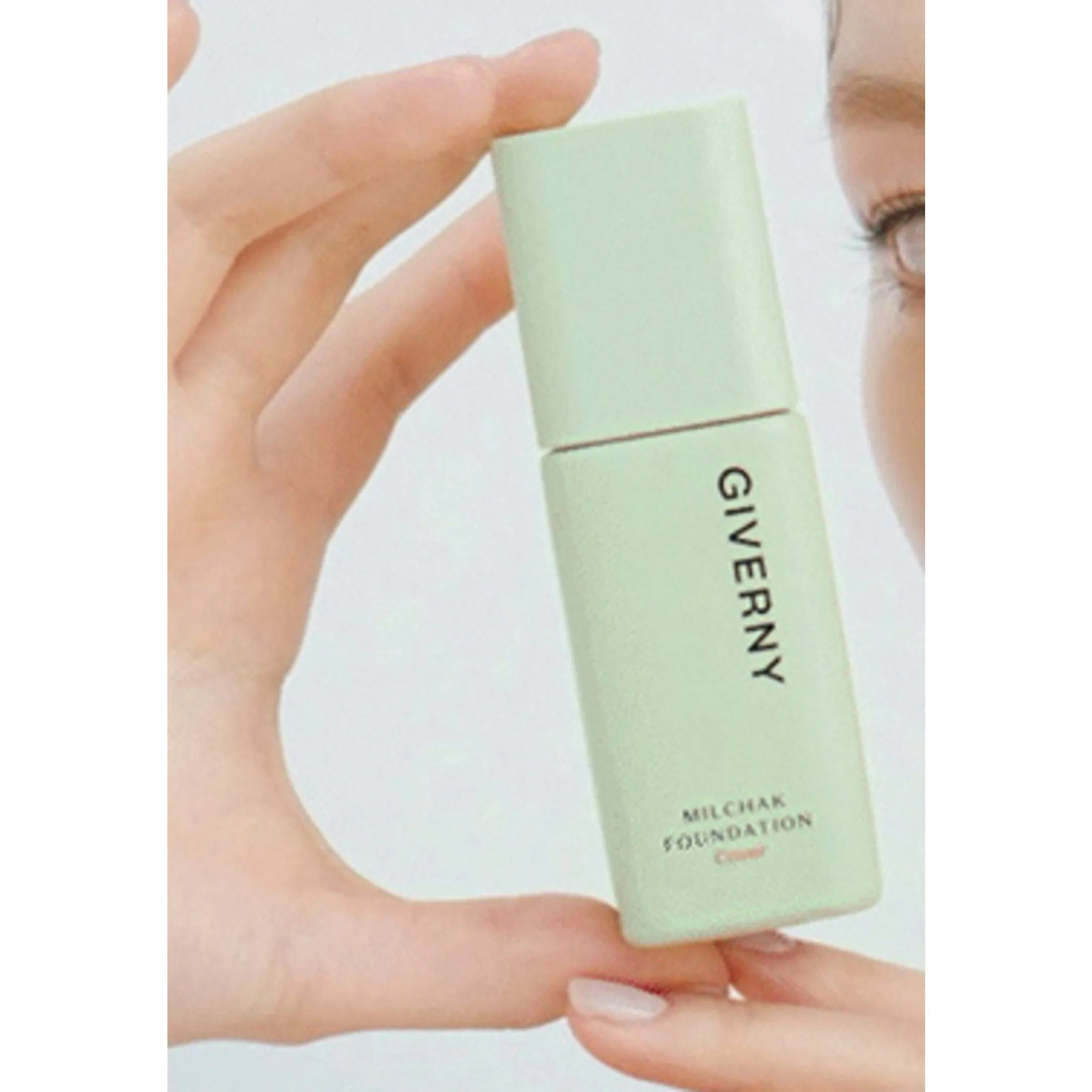 Giverny Close Coverage Foundation 30ml, Shade 17 Porcelain, 1 Piece - 🏆 #56 - Beauty - Best of December