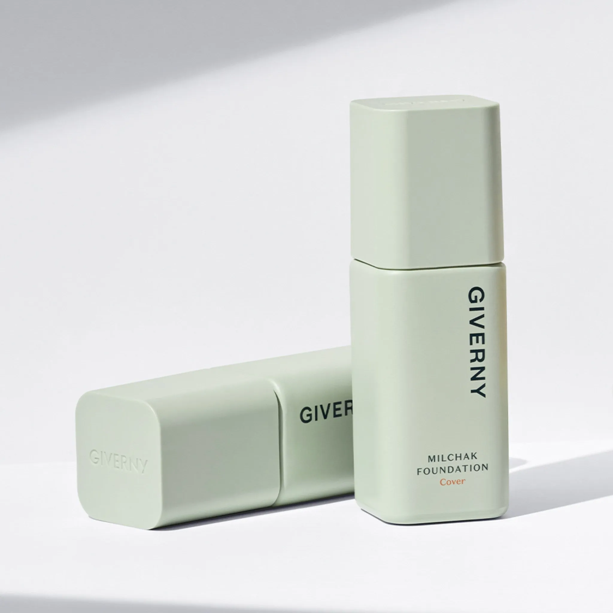 Giverny Close Coverage Foundation 30ml, Shade 17 Porcelain, 1 Piece - 🏆 #56 - Beauty - Best of December