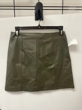 Skirt Mini & Short By Francesca's In Green, Size: Xs